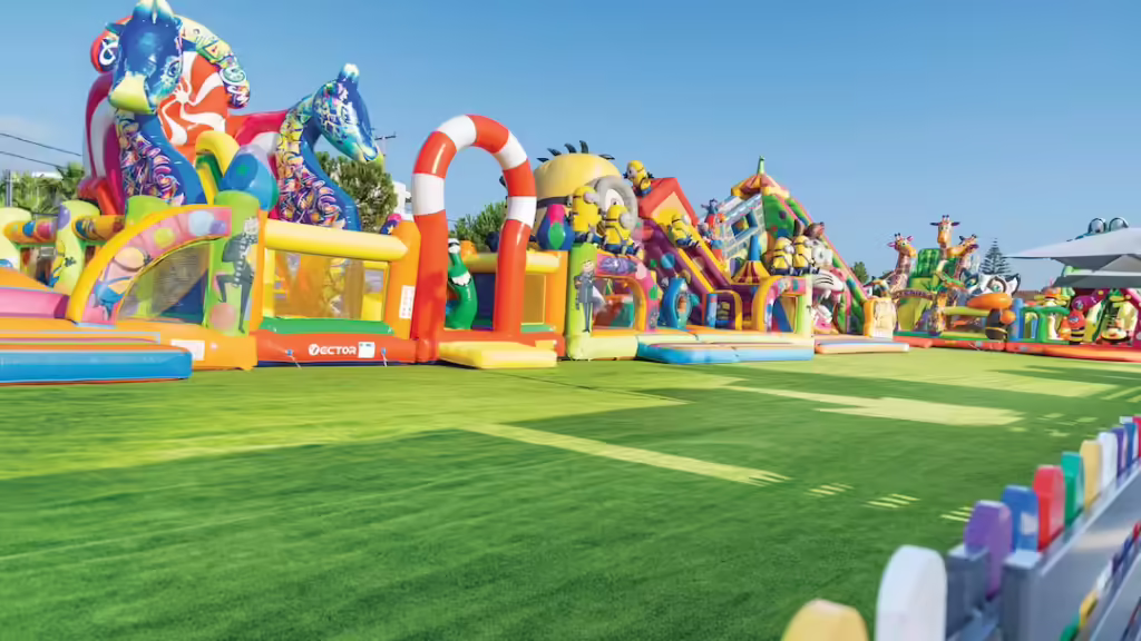 baby and toddler friendly hotel in Greece with a short transfer
