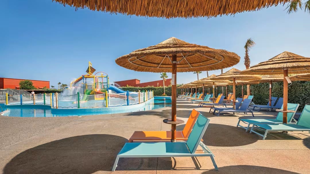 greece hotels with waterslides