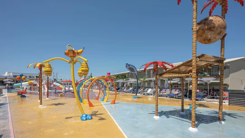 greece hotels with waterslides