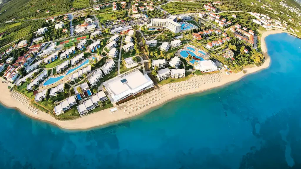 Hotels In Greece With Baby Clubs!