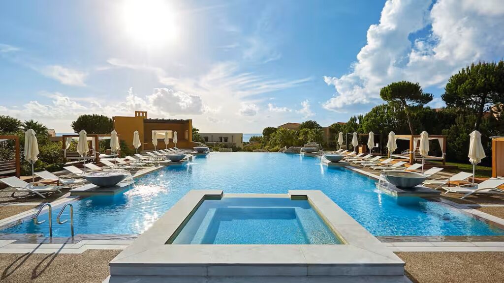 Hotels In Greece With Baby Clubs!