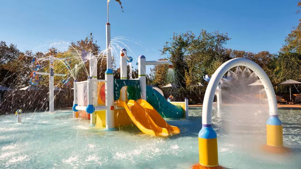 Hotels In Greece With Baby Clubs!