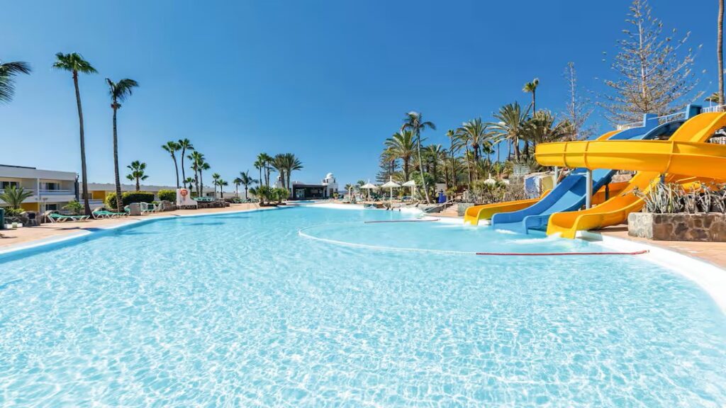 baby and toddler friendly hotel in the canary islands with waterslides