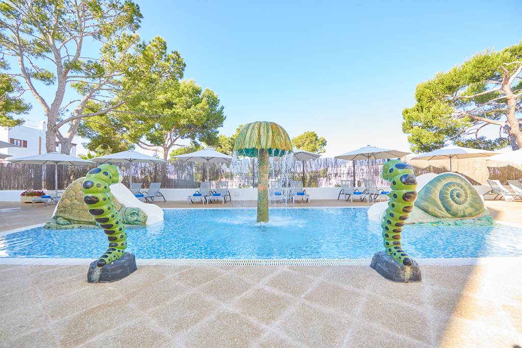 hotel in majorca with family rooms