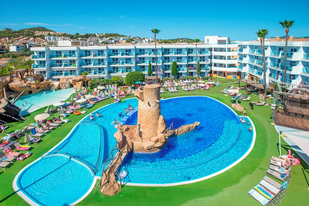 baby and toddler friendly hotel in majorca with a short transfer