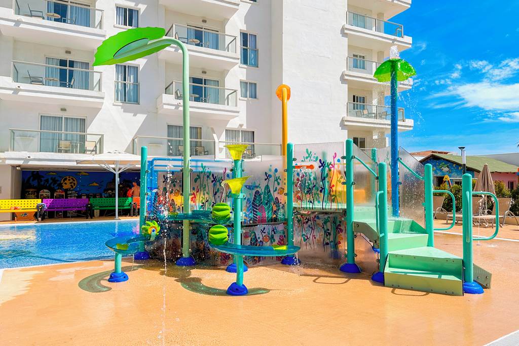 hotel in majorca with family rooms