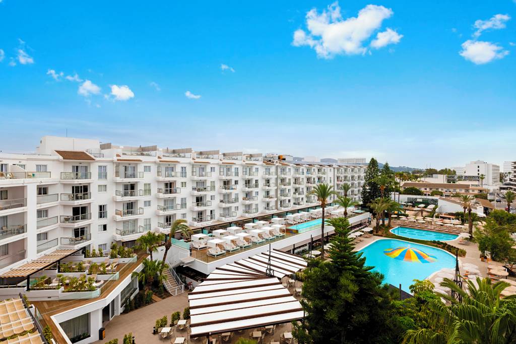 hotel in majorca with family rooms