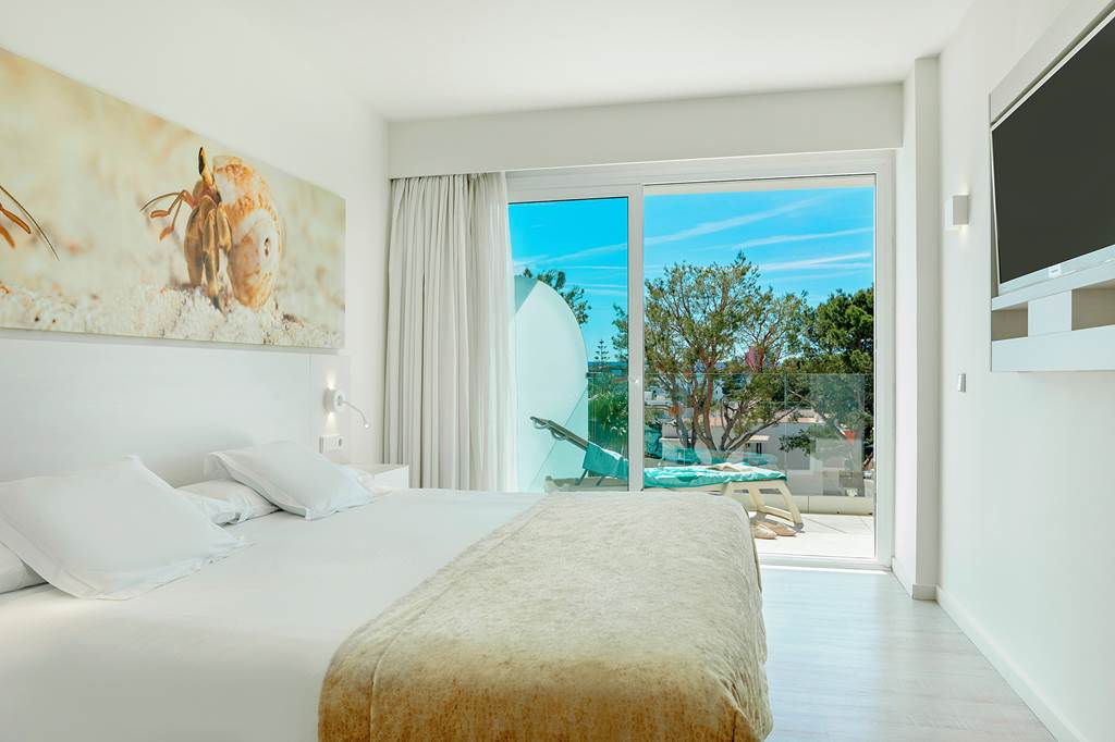 baby and toddler friendly hotel in majorca with a short transfer