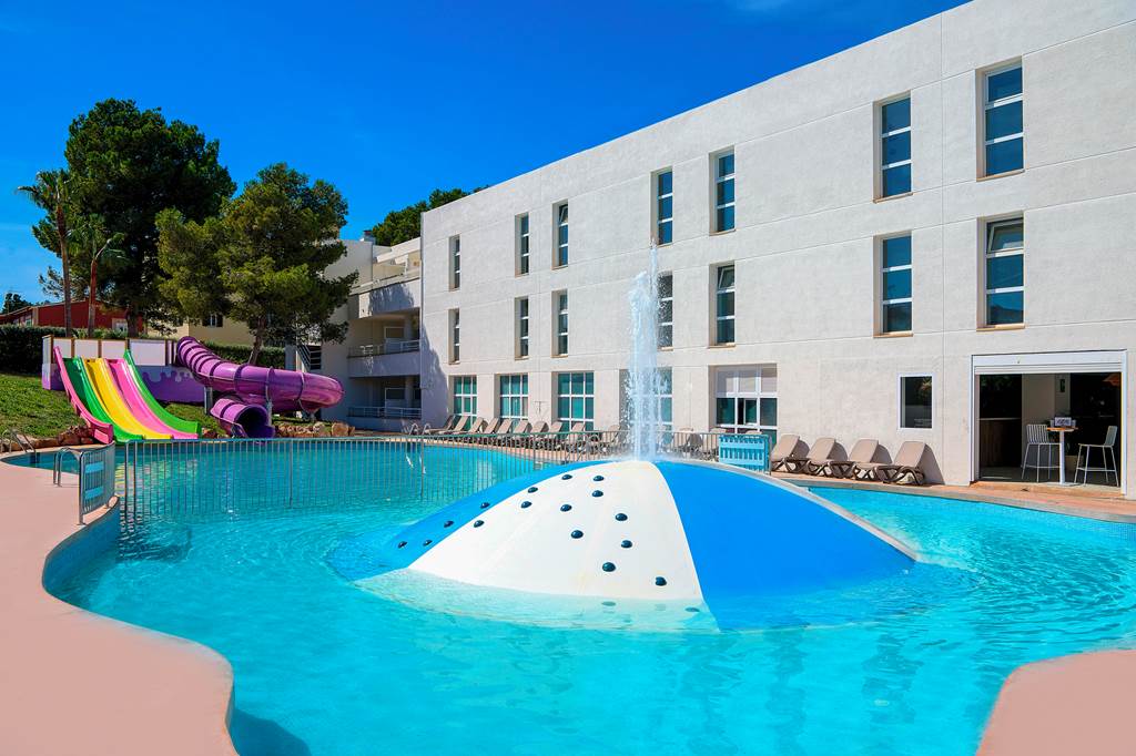 baby and toddler friendly hotel in majorca with a short transfer