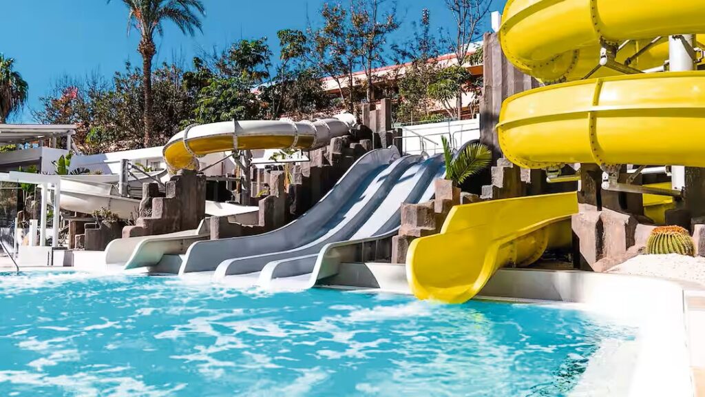baby and toddler friendly hotel in the canary islands with waterslides