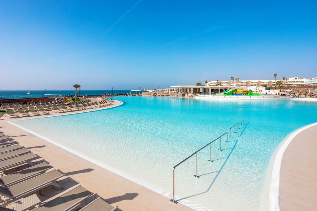 family friendly hotels in the canary islamds