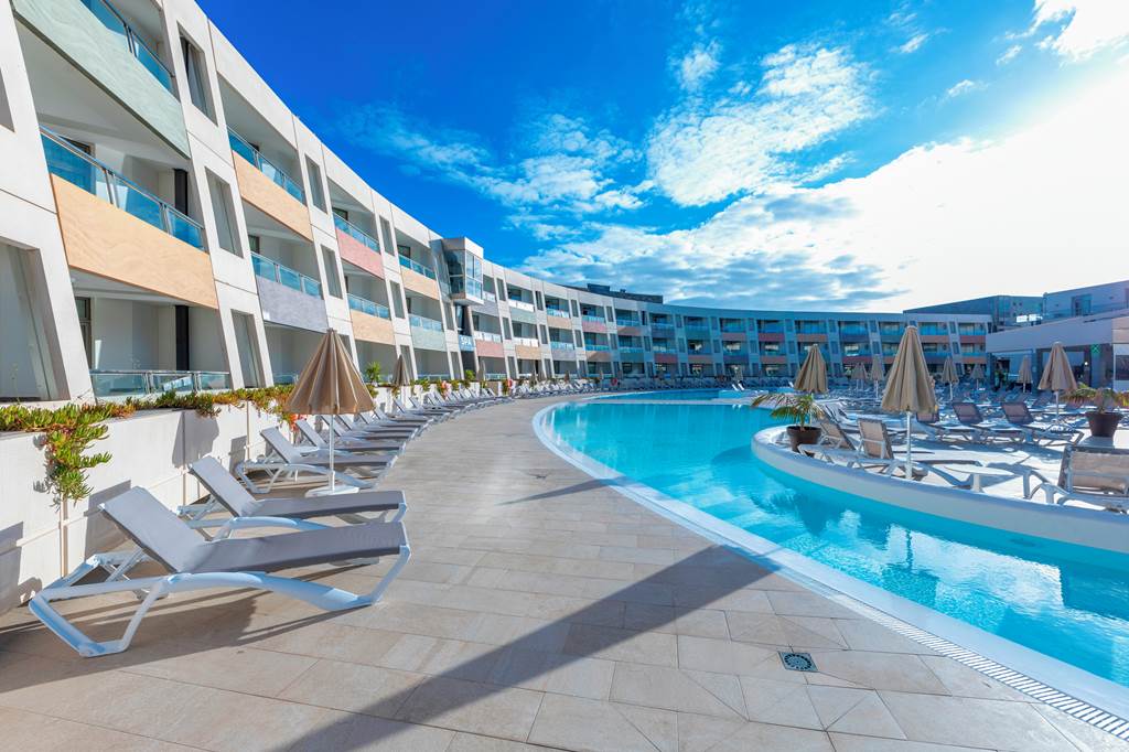 family friendly hotels in the canary islamds