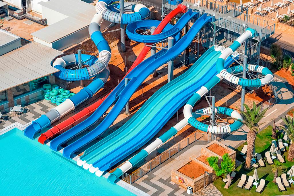 baby and toddler friendly hotel in greece with family rooms