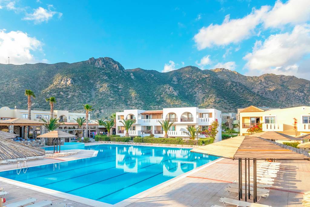 baby and toddler friendly hotel in greece with all inclusive plus