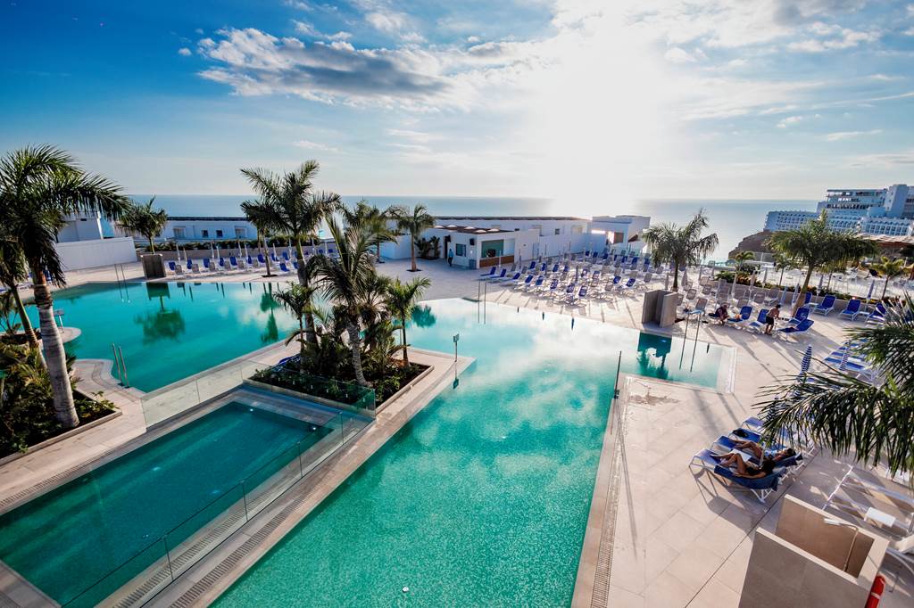 family friendly hotels in the canary islamds