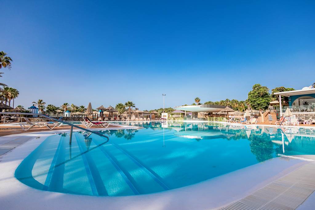 family friendly hotels in the canary islamds