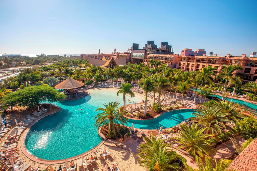 family friendly hotels in the canary islamds