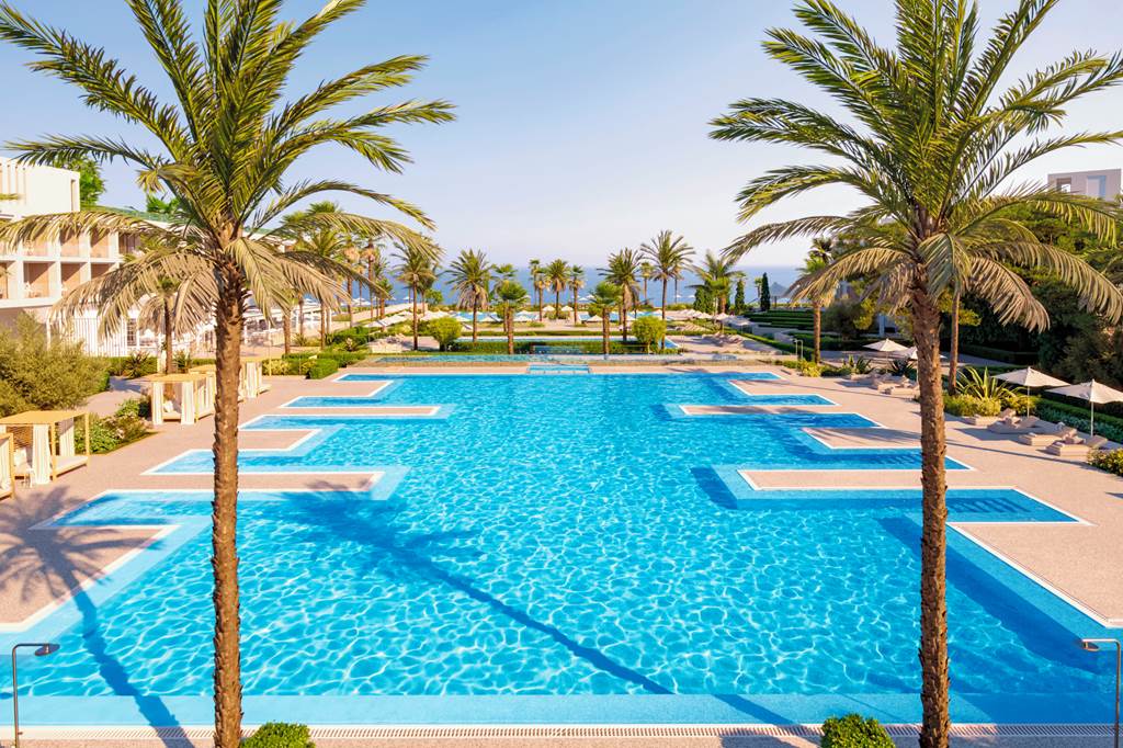 toddler friendly hotel spain with family rooms