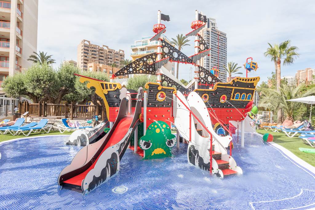 toddler friendly hotel spain with family rooms