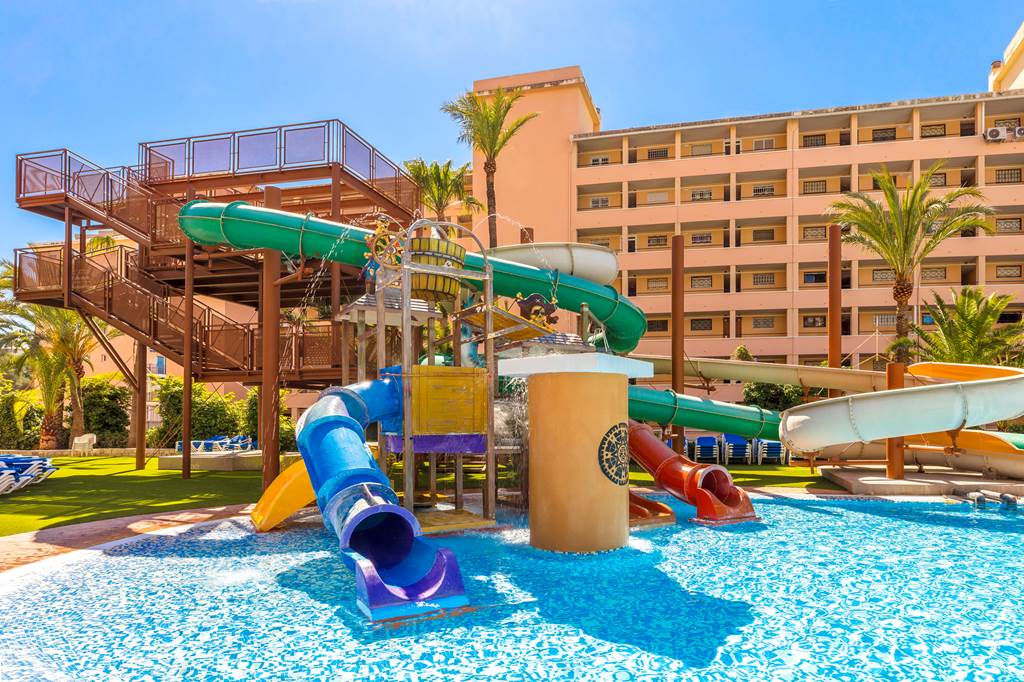 toddler friendly hotel spain with family rooms