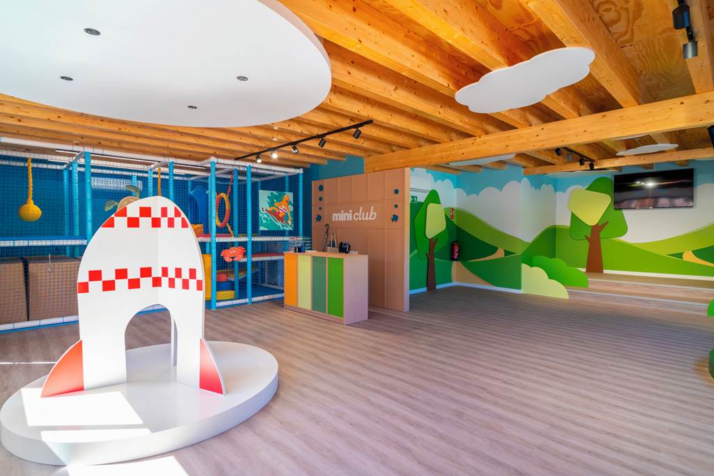 Toddler Friendly Hotels in Spain with Family Rooms