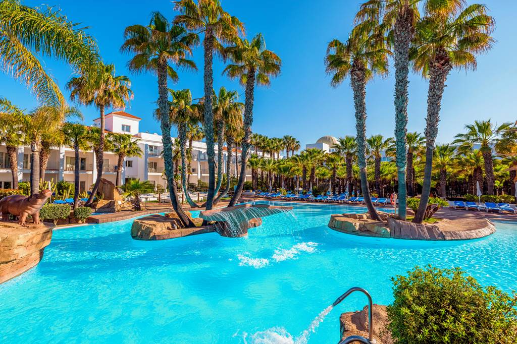 hotel for toddlers spain