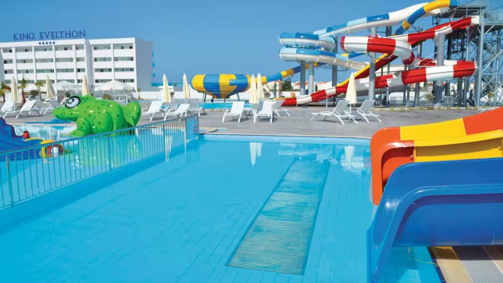hotel with splash park