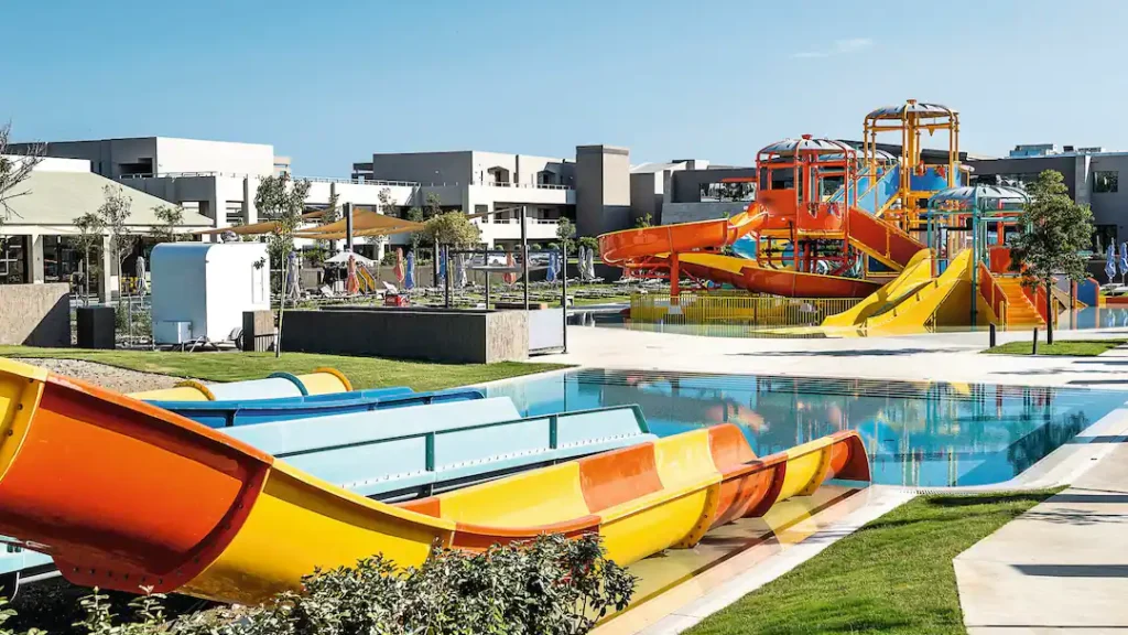 family friendly hotel with swim up rooms