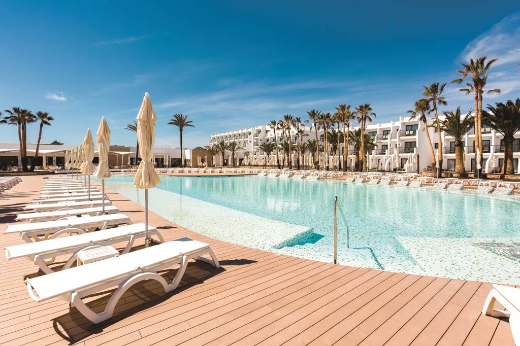 family friendly hotels with 24 hour all inclusive