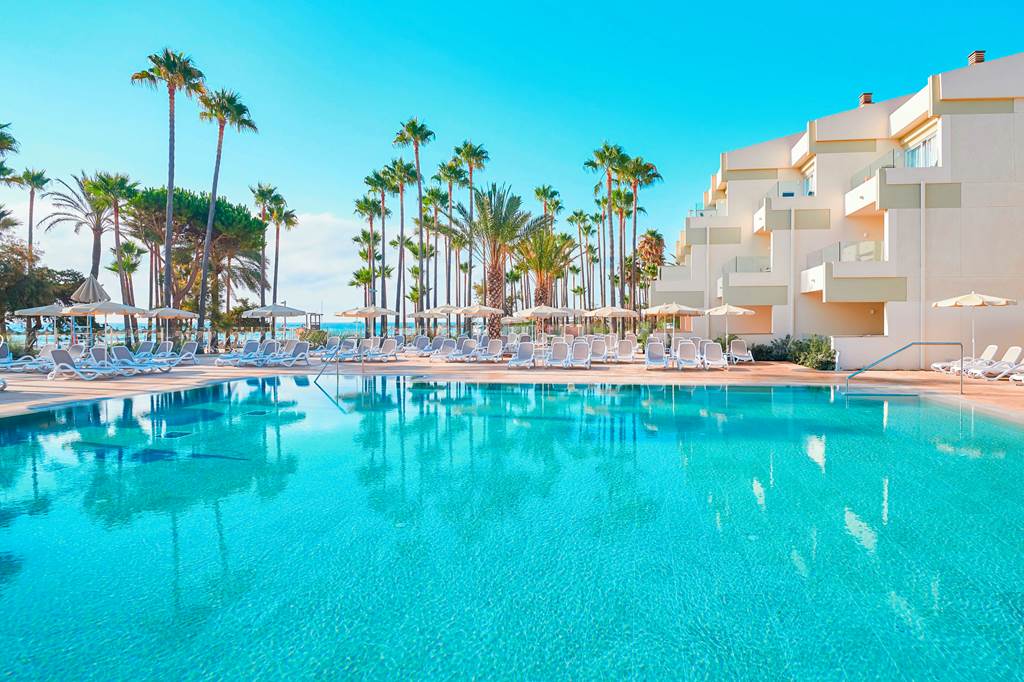 majorca hotels with splash parks
