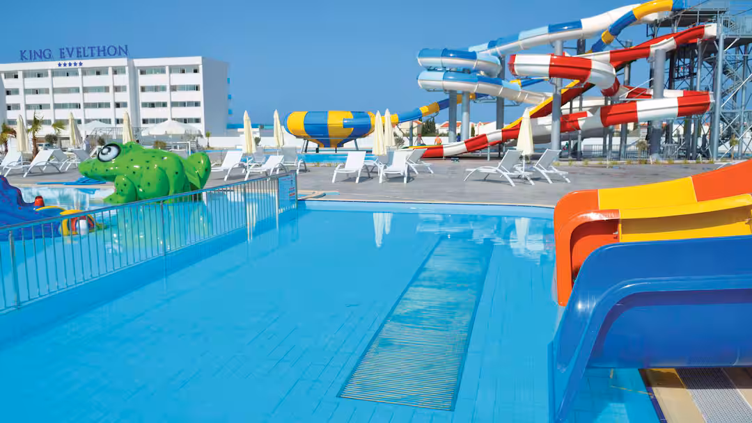hotel with lazy rivers