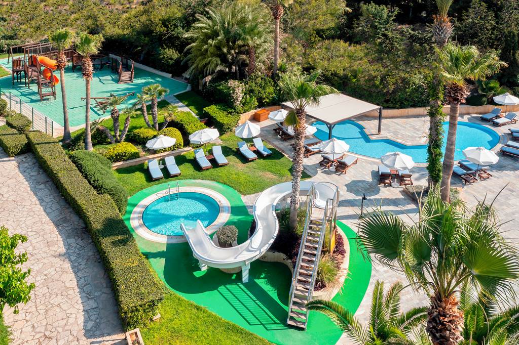 hotel with private pools