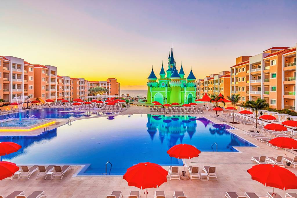 toddler-friendly holidays for 1-year olds: