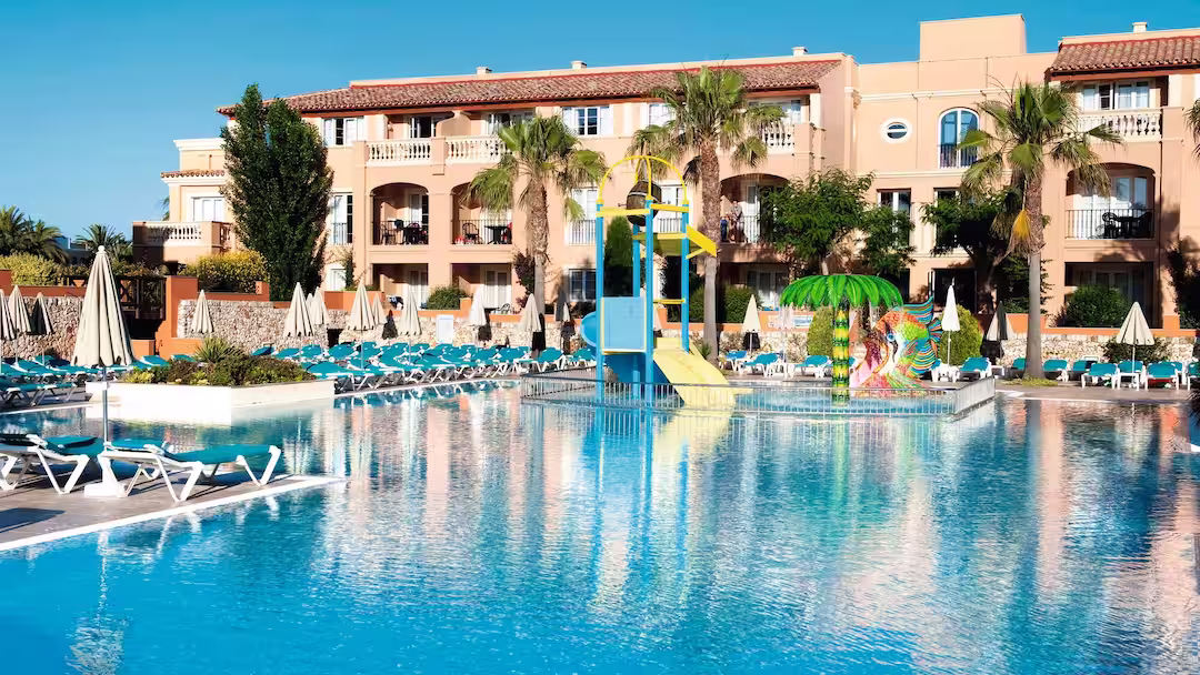 menorca hotels with splash parks