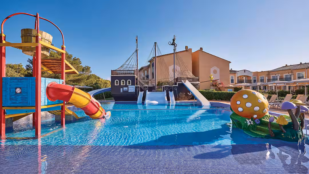 menorca hotels with splash parks
