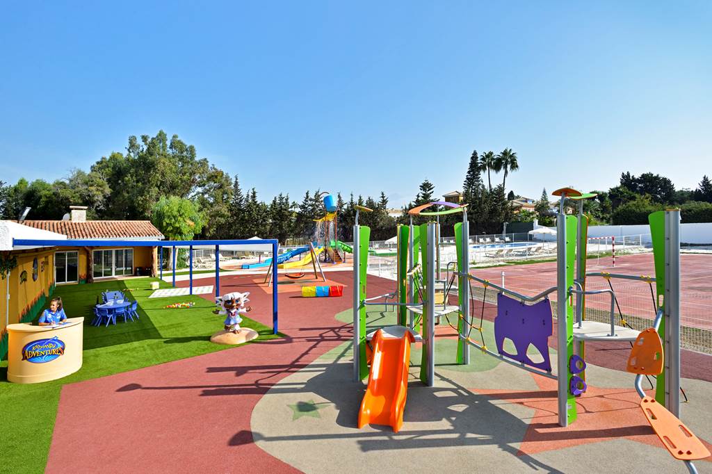 hotel in spain with splash parks