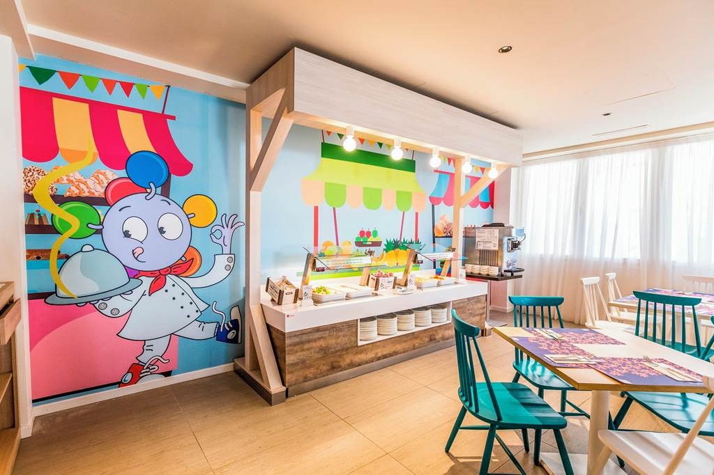 hotel in spain with splash parks