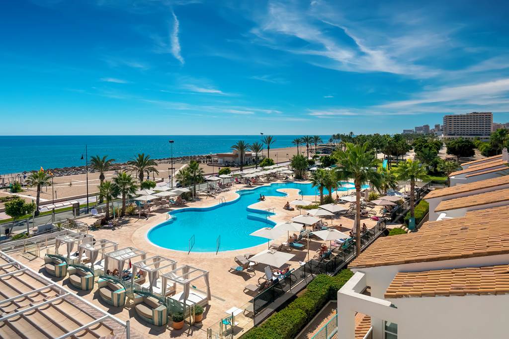 hotel in spain with splash parks