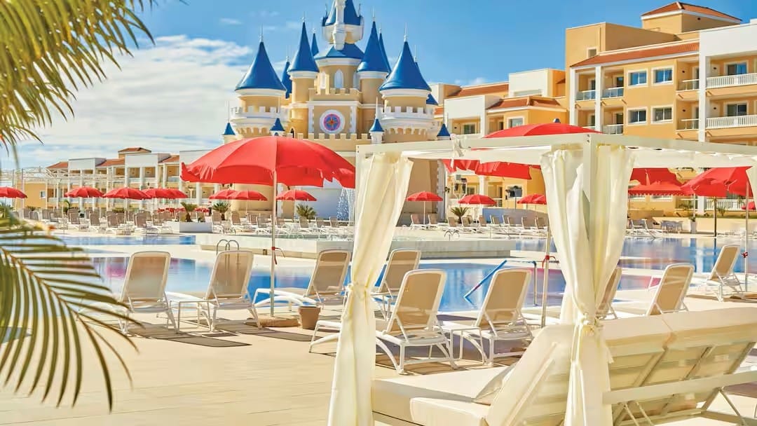 Tenerife hotels with splash parks