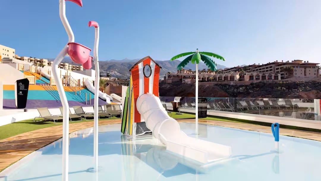 Tenerife hotels with splash parks