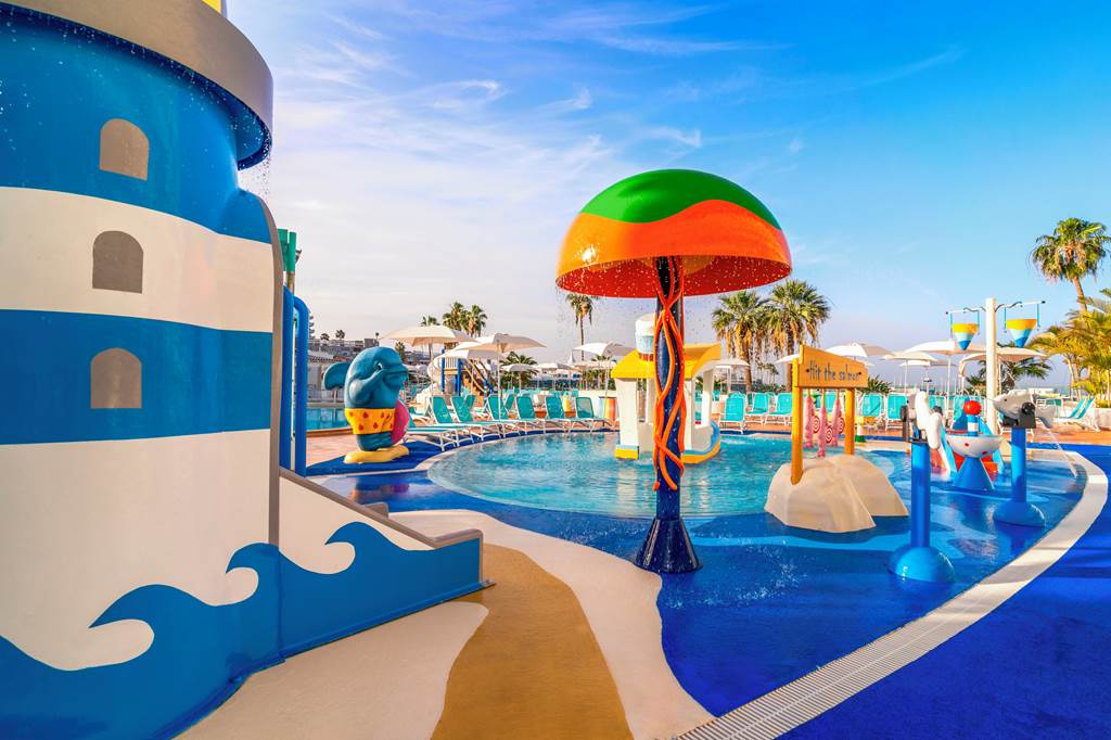 winter holidays for families