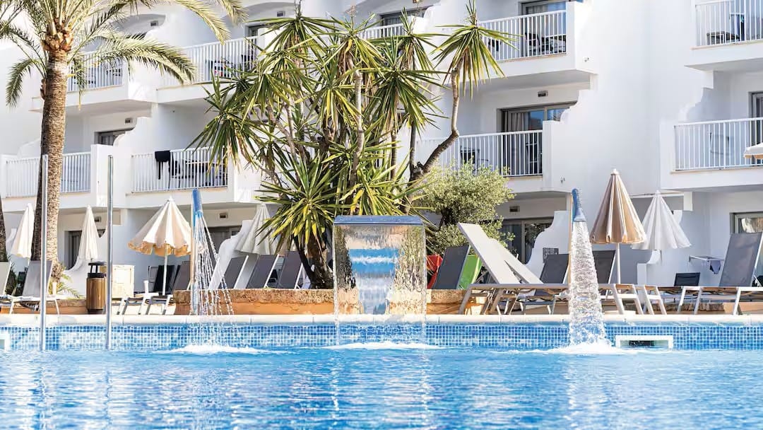 balearics hotels with short transfers