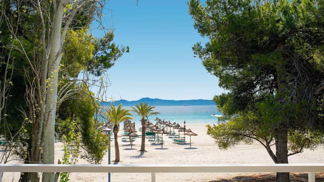 majorca hotels near the beach