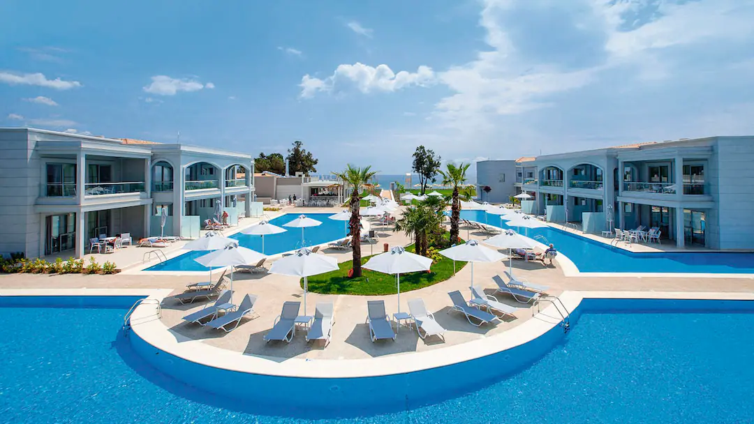 beachfront hotel in Greece